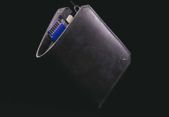 kaizen wallet, black leather wallet, slim wallet, crazy horse leather, minimalist wallet