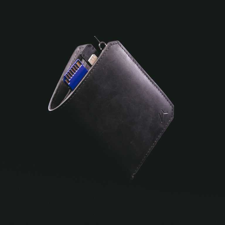 kaizen wallet, black leather wallet, slim wallet, crazy horse leather, minimalist wallet